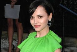 Christina Ricci pracuje nad pupą