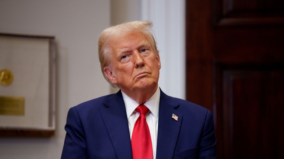 Donald Trump szuka milionów w Pentagonie i resorcie edukacji