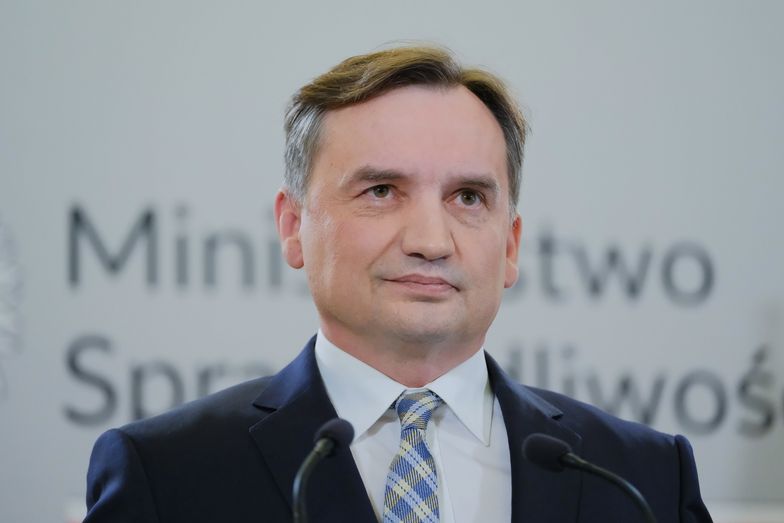 Zbigniew Ziobro triumfuje. Po jego interwencji SN uchylił niekorzystny wyrok dla zwolnionych bez odprawy