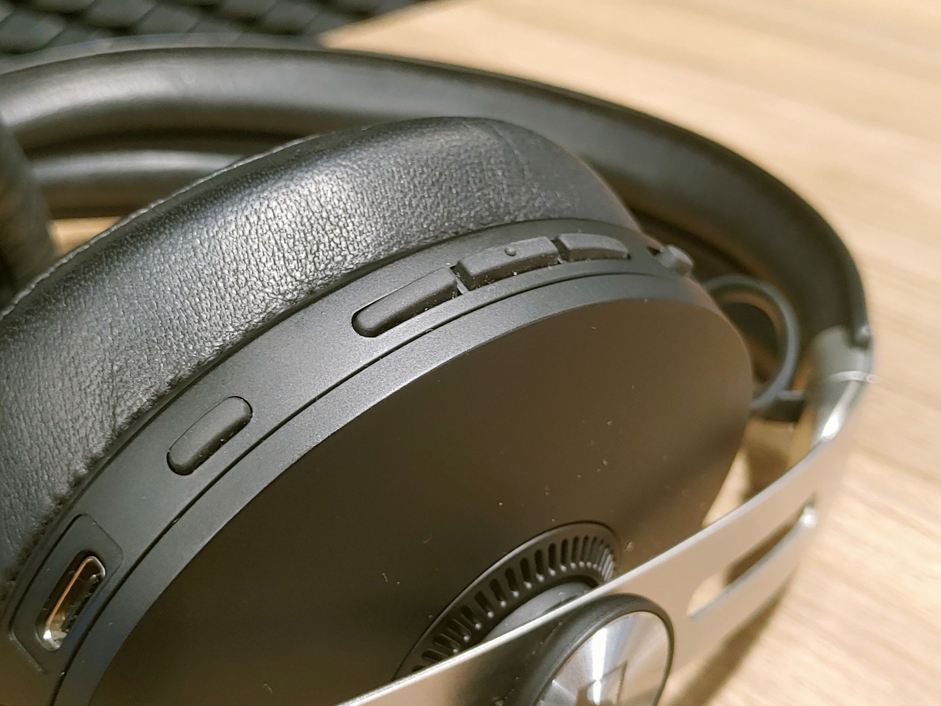 Sennheiser Momentum 3 Wireless. Słuchawki godne 2020 roku. Recenzja 4