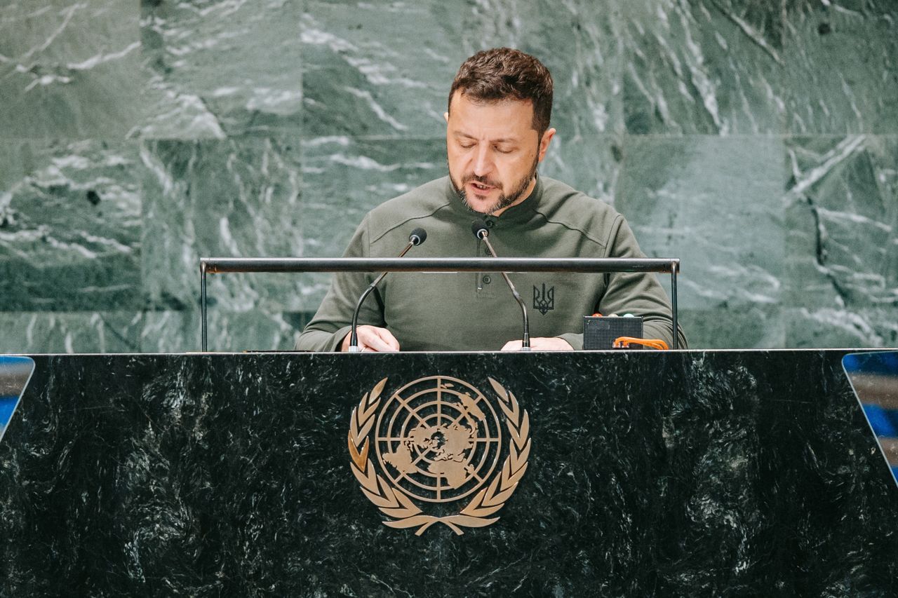 Zelensky urges UN to act, accuses Russia of targeting power plants