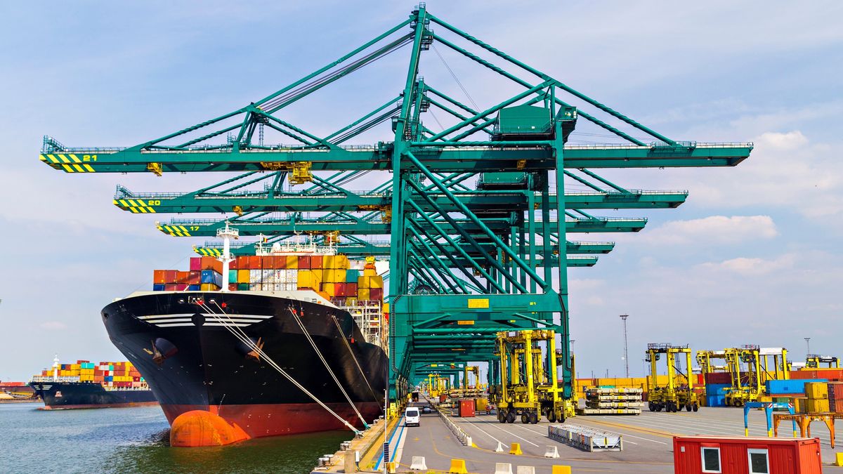 Port w Antwerpii, zdjęcie ilustracyjne 