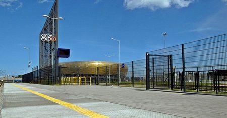 Gdańsk. Przystanek atrapa i schody donikąd