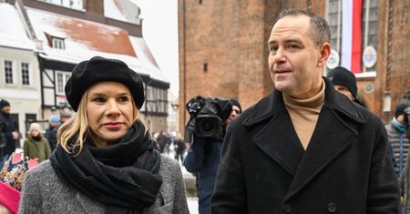 Testament, akt notarialny, pełnomocnictwo, umowa sprzedaży, czyli wyjaśniamy szczegóły transakcji Karola Nawrockiego [ANALIZA]
