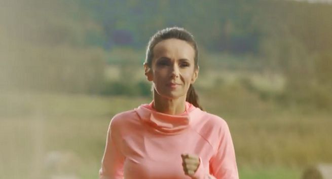 Kasia Kowalska w spocie sponsoringowym soków i nektarów Fortuna (wideo)