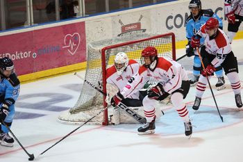 Hokej: Comarch Cracovia zmienia bramkarza na tydzień przed ligą