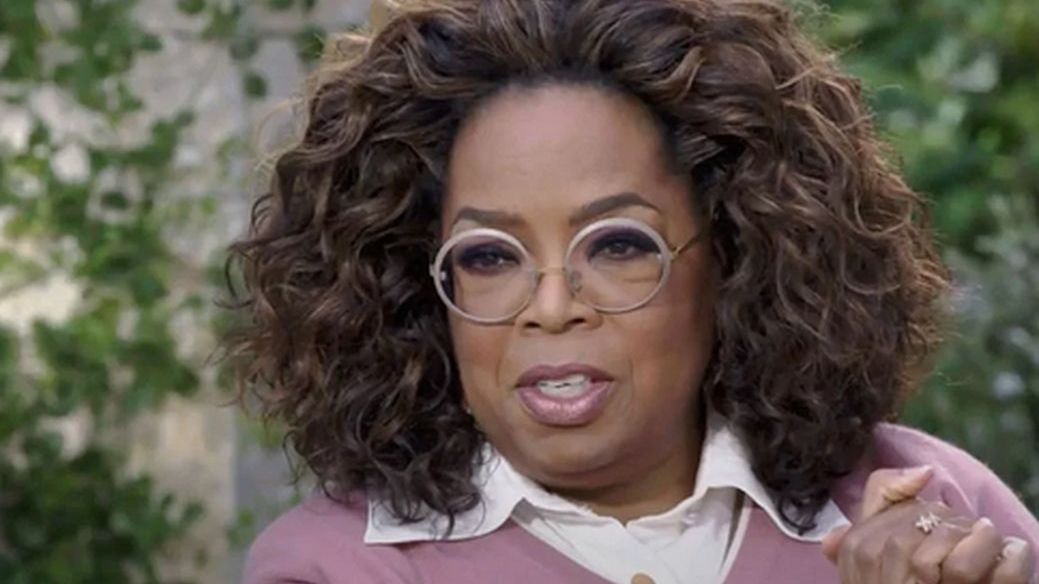 Długo oczekiwany wywiad Oprah Winfrey z księciem Harrym i Meghan Markle został wyemitowany w USA w niedzielę wieczorem.