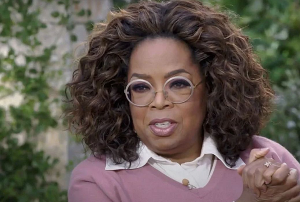 Oprah Winfrey krytykowana za zachowanie podczas wywiadu z Harrym i Meghan
