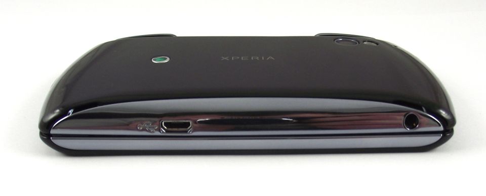 Sony Ericsson Xperia PLAY - galeria zdjęć 2