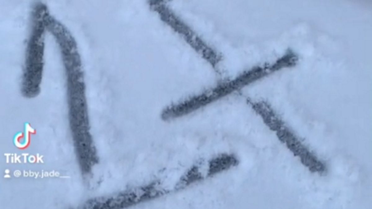 Taki napis ktoś pozostawił na koszu na śmieci 