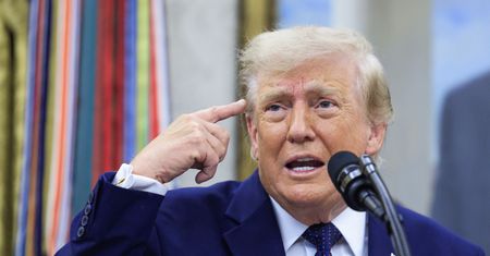 Trump znalazł sposób na zysk. Żąda fortuny