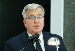 "Przejaw kundlizmu". Komorowski oburzony podróżą Nawrockiego