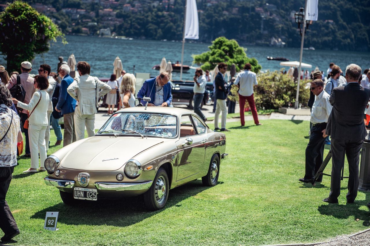 Reaktywowana przez Carlo Abartha przedwojenna marka Cisitalia wyprodukowała ten pojedynczy samochód - Cisitalia Abarth Coupe Scorpione z 1961 r. z nadwoziem Allemano. Po czym znowu zbankrutowała.