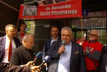 Stowarzyszenie Przyjaciół Republiki z ofertą ubezpieczeniową. 