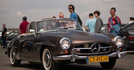 Rekordowy zlot w Toruniu. 660 wyjątkowych Mercedesów w jednym miejscu