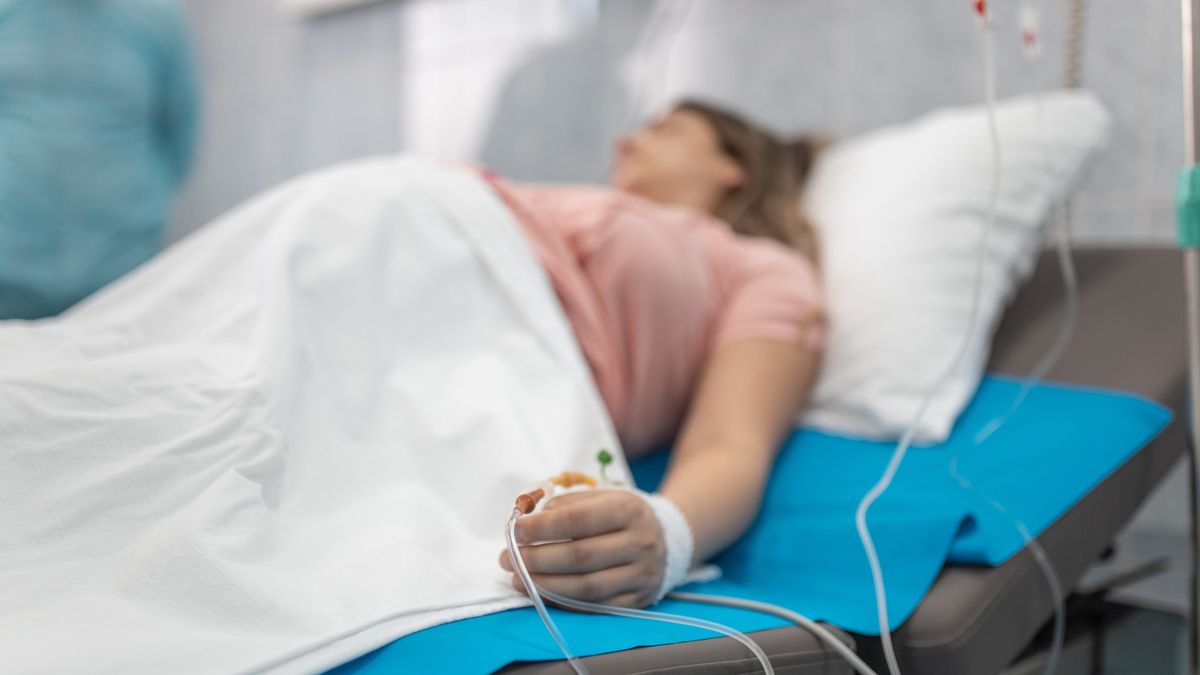 Młoda matka zakażona koronawirusem jest w stanie krytycznym 