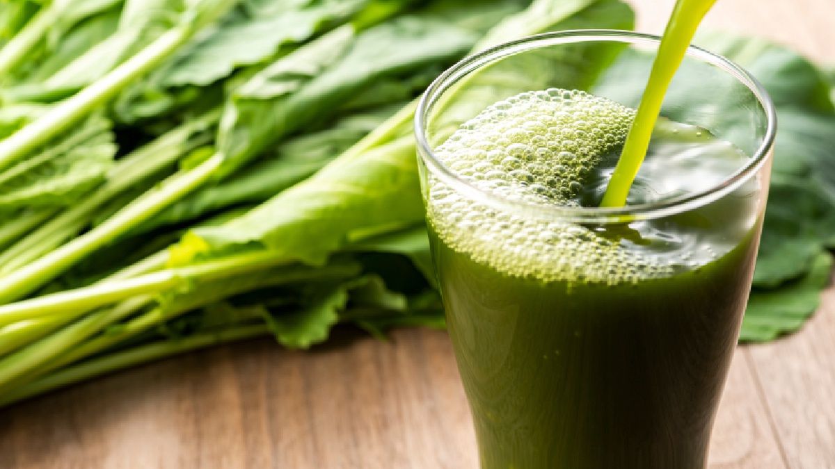 Dlaczego warto pić sok z jarmużu? 