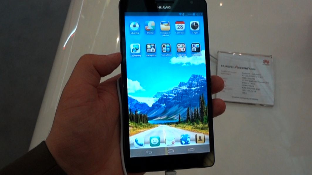 W skrócie: Huawei Ascend Mate w Polsce, Moto X na zdjęciach i wideo, Galaxy Prevail 2 1