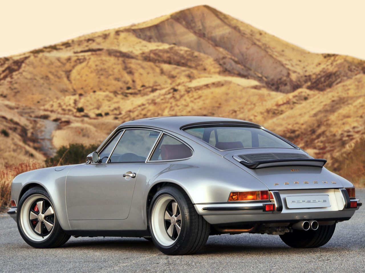 Singer Porsche 911 - król współczesnych klasyków 40