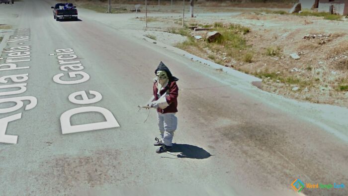 Google Earth lubi zaskakiwać. Oto, kilka interesujących przykładów 5