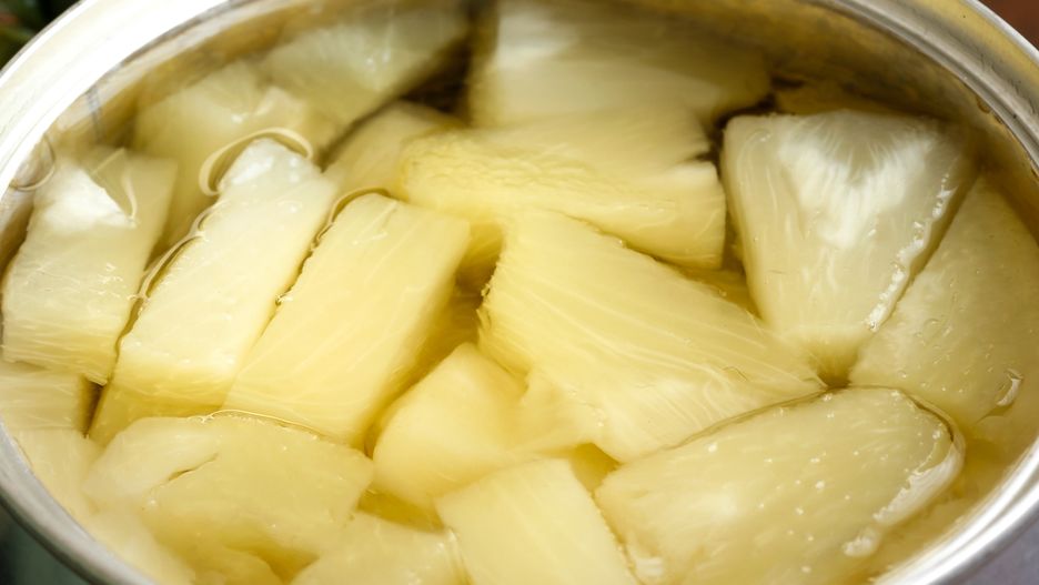 Ananas z puszki
