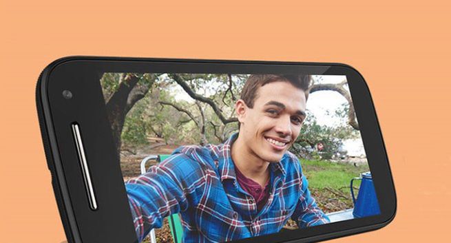Motorola Moto E w nowej wersji z 4G (wideo)