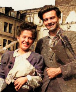 IPN szuka bohaterów tego zdjęcia. Rozpoznajesz ich?