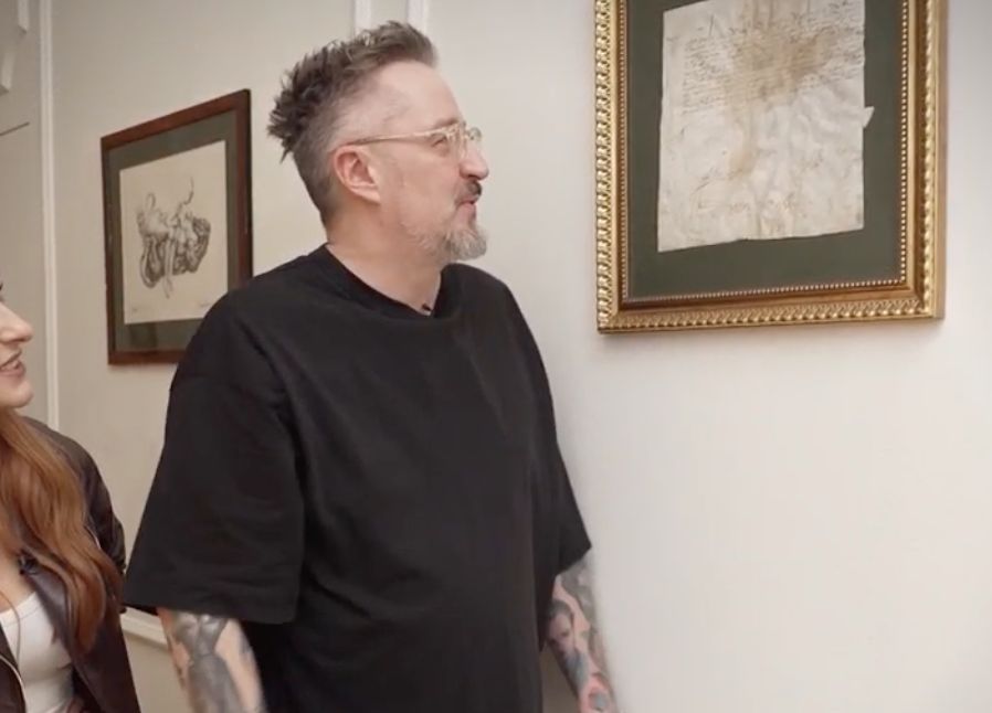 Obrazy w domu Piotra Kędzierskiego