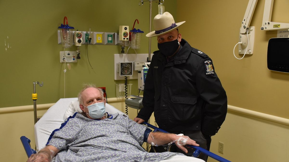 Kevin Kresen spędził aż 10 godzin uwięziony w aucie pod śniegiem.