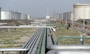 Dron uderzył w rafinerię w Kuwejcie. Wybuchł pożar