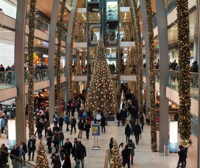 Niedziela handlowa 18 grudnia. Zakupy przed świętami możliwe w wielu sklepach