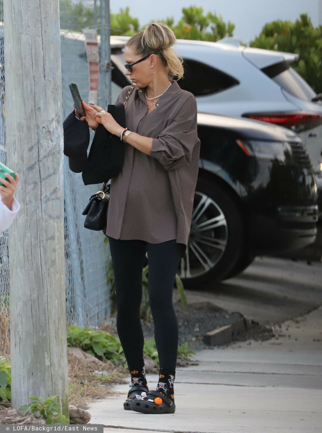 Anna Kournikova z ciążowym brzuszkiem w Miami