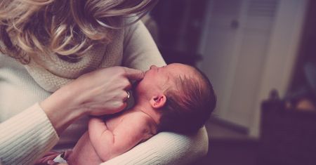 Złóż życzenia mamie na Dzień Matki. Oto najpiękniejsze rymowanki