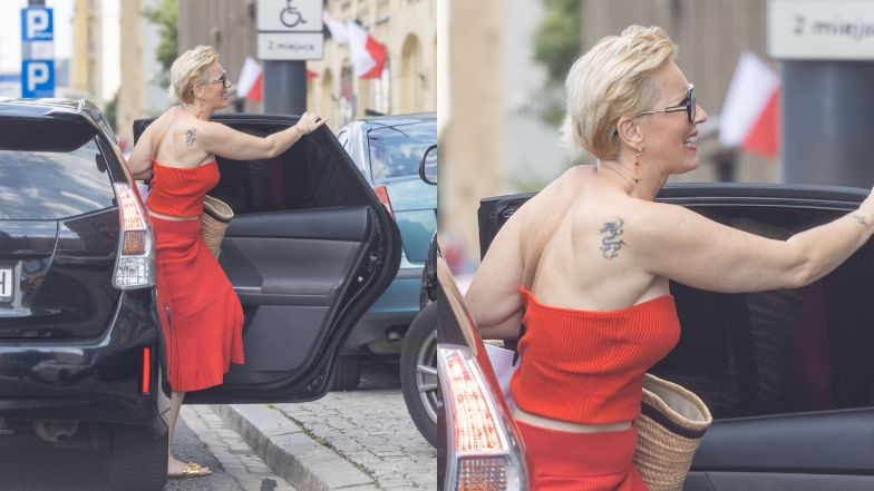 Paulina Smaszcz spaceruje po Warszawie