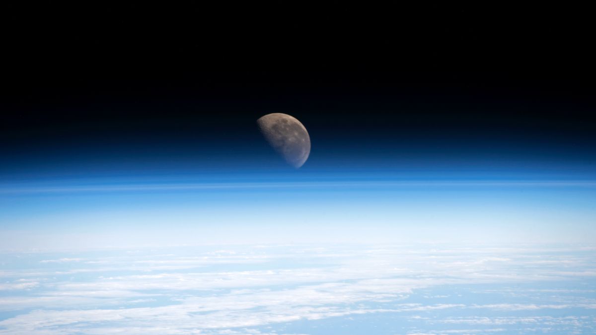 Stratosfera - zdjęcie ilustracyjne