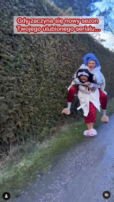 Sylwia Bomba i Ewa Mrozowska