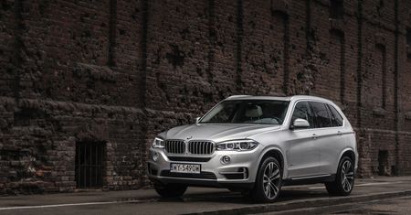 Test: BMW X5 xDrive25d - ile kosztuje teleport?