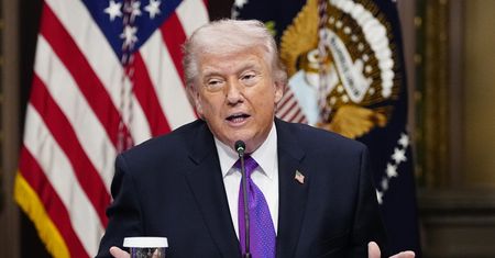 Niemieckie media o działaniach Trumpa i Netanjahu. Kryzys finansowy na horyzoncie