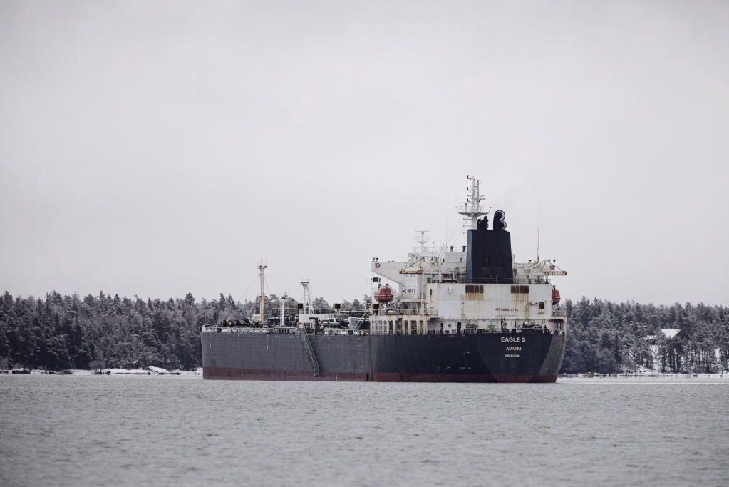 The tanker Eagle S broke the EstLink 2 cable connecting Finland and Estonia.