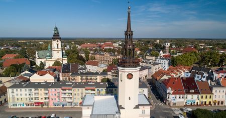 Strzelce Opolskie. Ekshumacja na terenie dawnego boiska, odkrycie badaczy