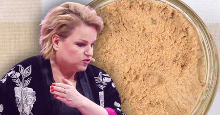 Polacy się zajadają, Bosacka ostrzega. Lepiej omijaj w sklepie