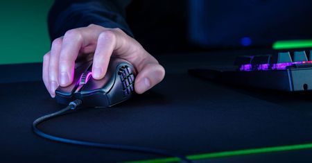 Razer Naga X. Nowa wersja to powrót w wielkim stylu