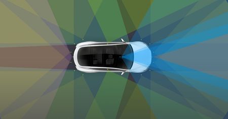 Pierwszy miliard mil Autopilota Tesli