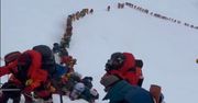 Tak wygląda teraz kolejka na Mount Everest. Zaczęło się na dobre
