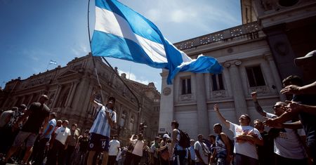 "Smutny rekord" w Argentynie. Ogromna inflacja w 2023 r. Narasta też bunt przed nowymi rządami