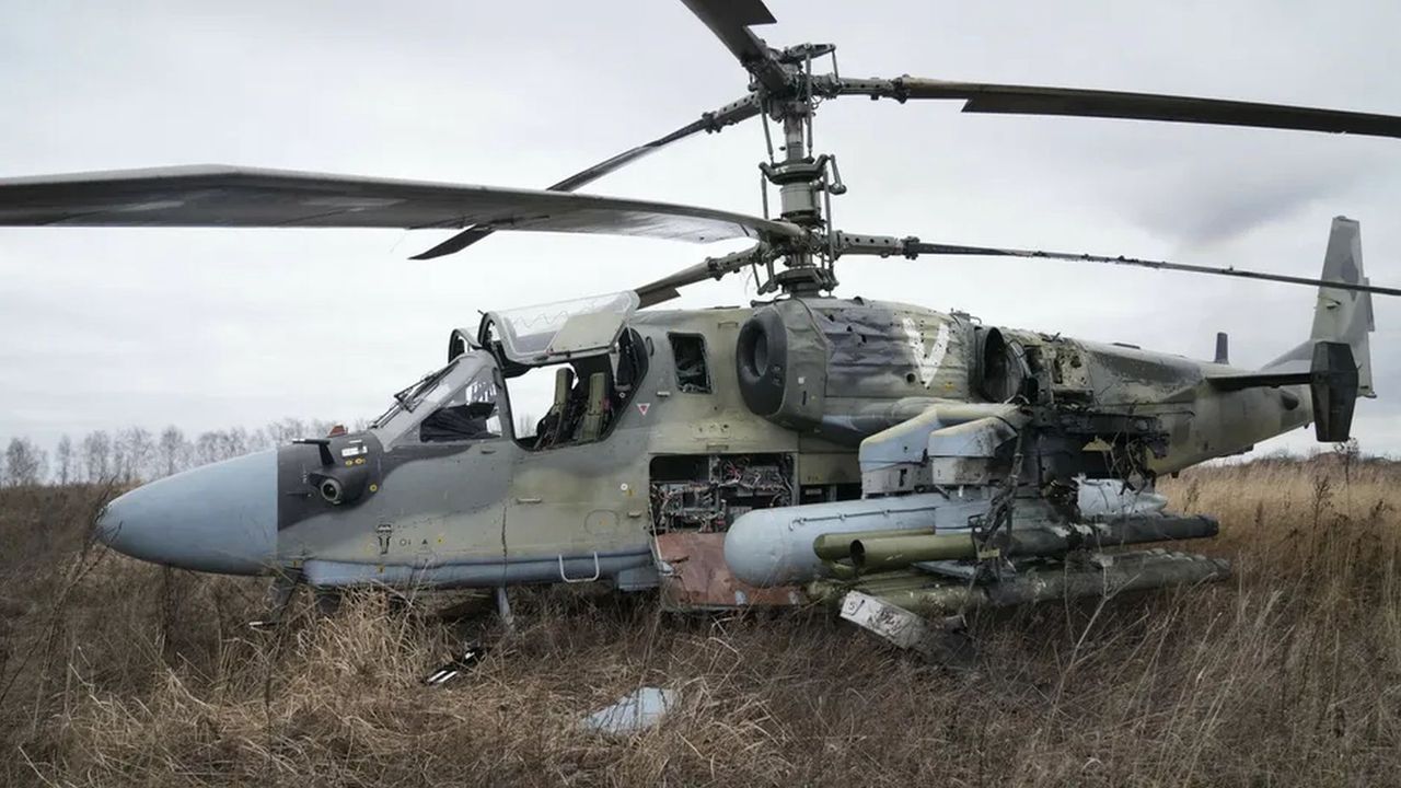 Zerstörter Ka-52, symbolisches Foto