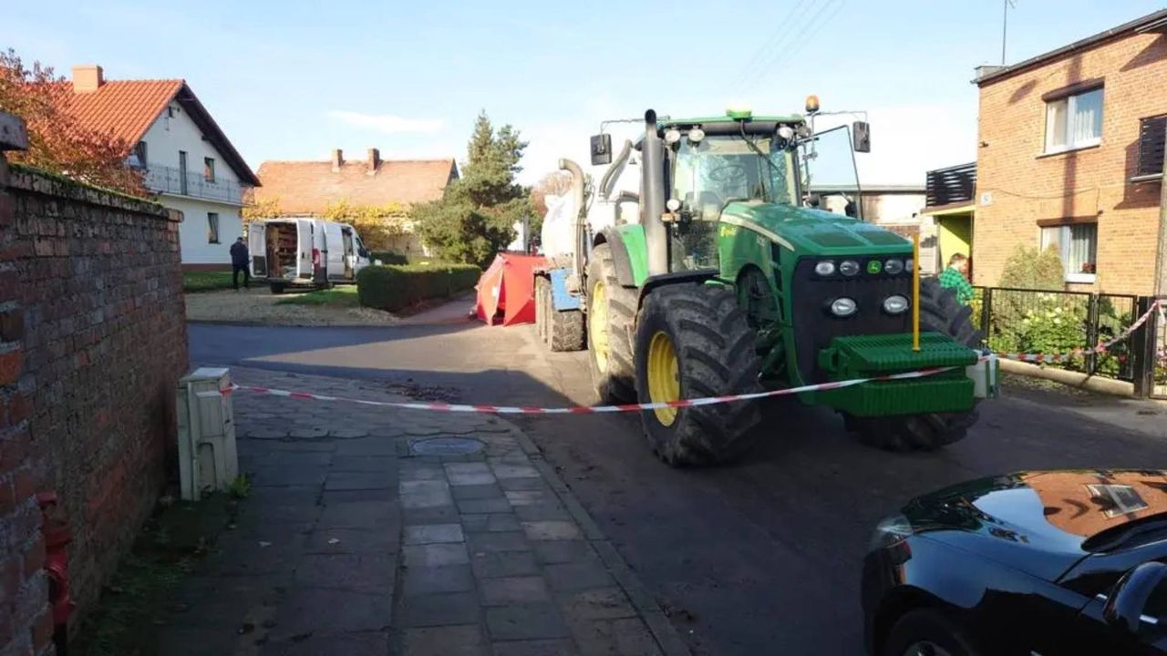 Makabryczny wypadek. Nie żyje 40-letni mężczyzna. Zginął pod kołami ciągnika