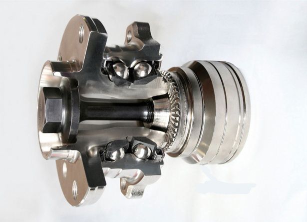 Połączenie piasta-półoś, rewolucyjne rozwiązanie