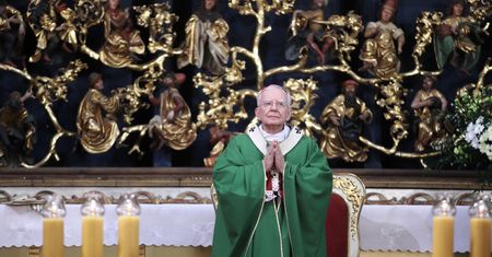 Abp Jędraszewski wykluczony z kapituły. Awantura po decyzji