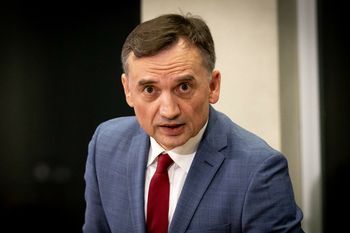 Nowa decyzja sądu ws. Ziobry. Dotyczy jego nieruchomości w Polsce